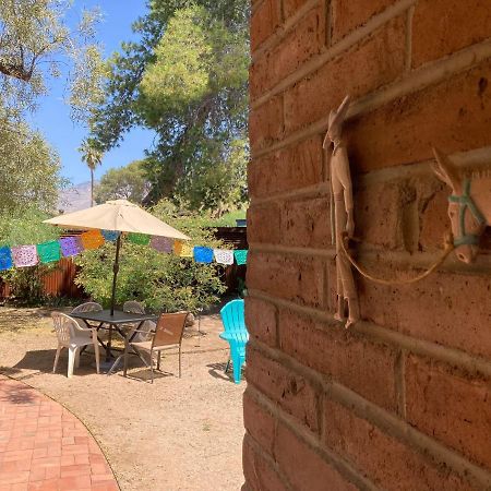 Casa Azul - Cute Centrally Located Adobe With Large Fenced Outdoor Living For Pets And Adults, Non-Smoking Тусон Екстер'єр фото