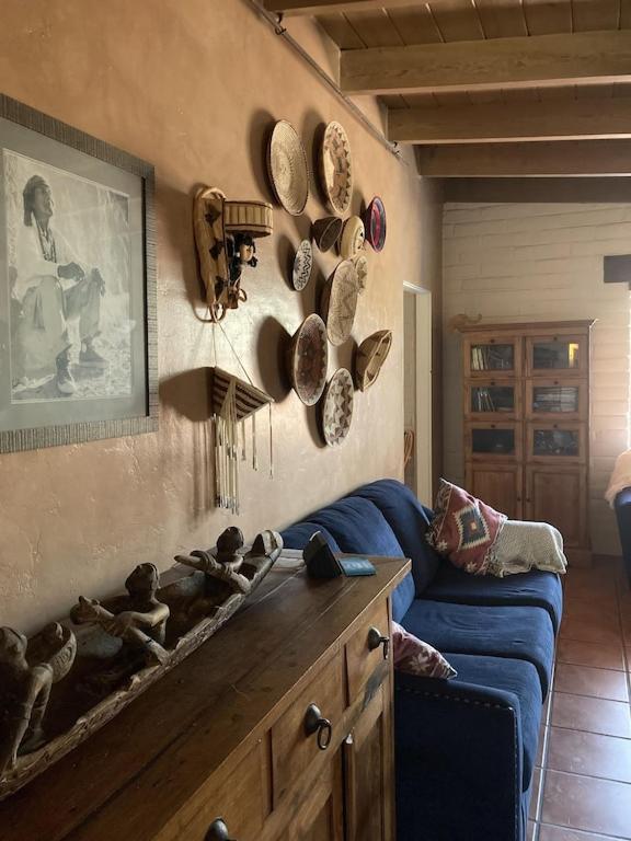 Casa Azul - Cute Centrally Located Adobe With Large Fenced Outdoor Living For Pets And Adults, Non-Smoking Тусон Екстер'єр фото